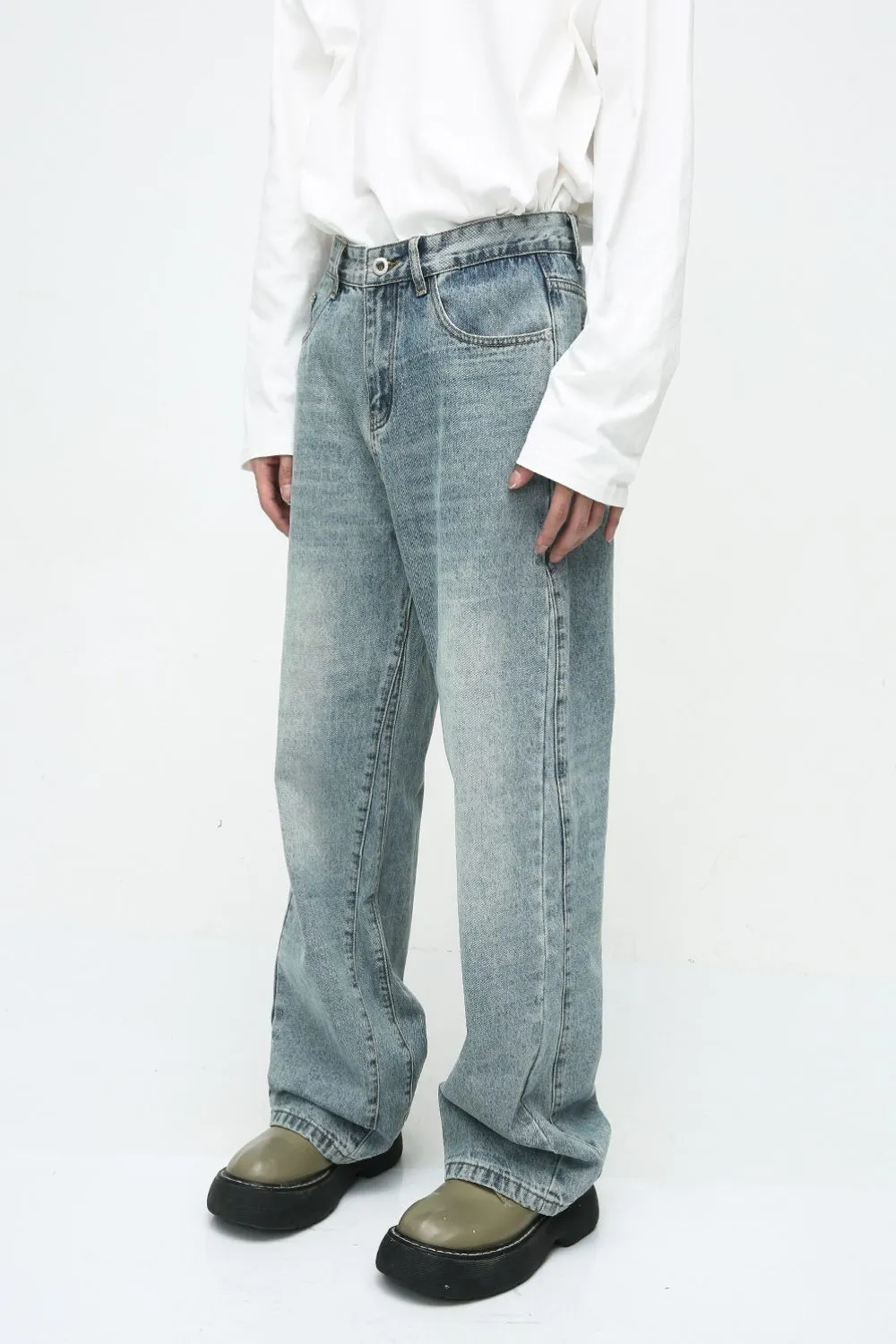 Mid Rise Jeans with Pockets, image 2