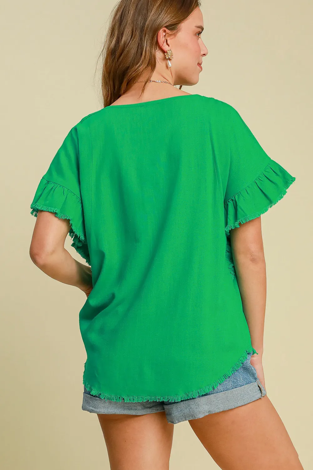 Full Size Raw Hem Ruffle Short Sleeve Blouse Plus Size, image 3