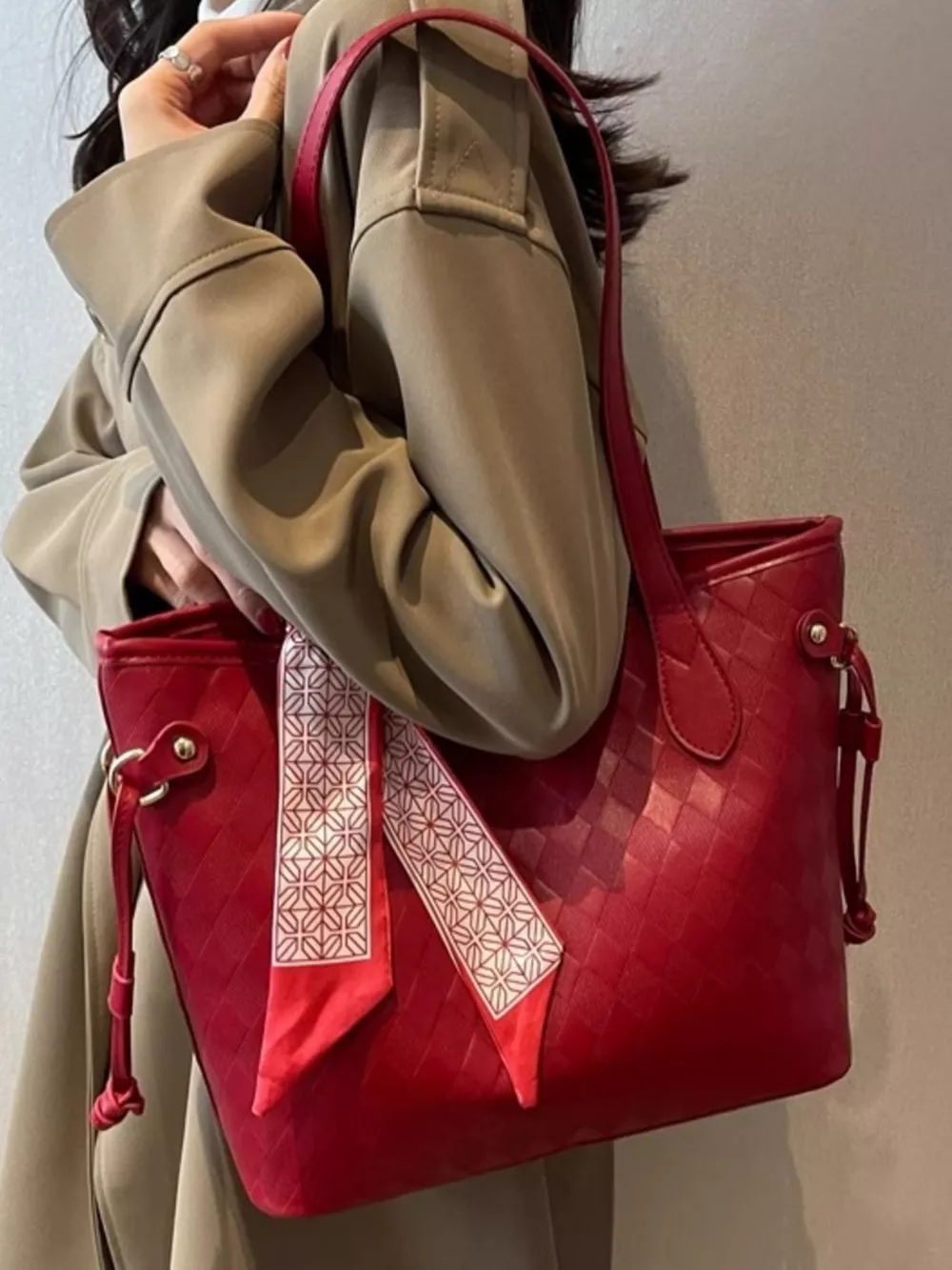 Diamond Pattern Tote Handbag, image 5