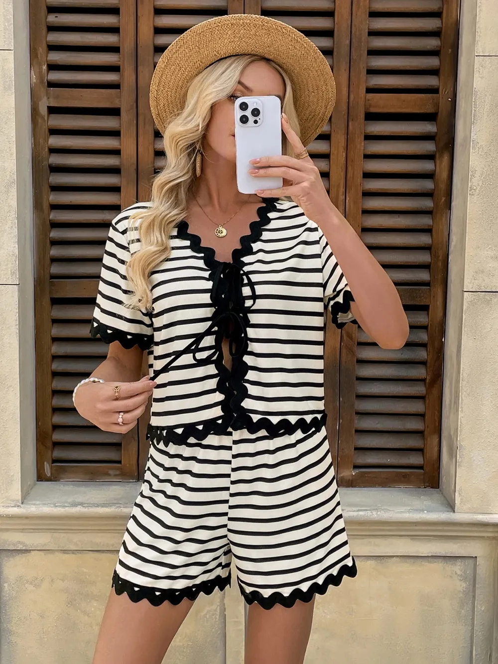 Tied Front Striped Top and Shorts Set, image 2