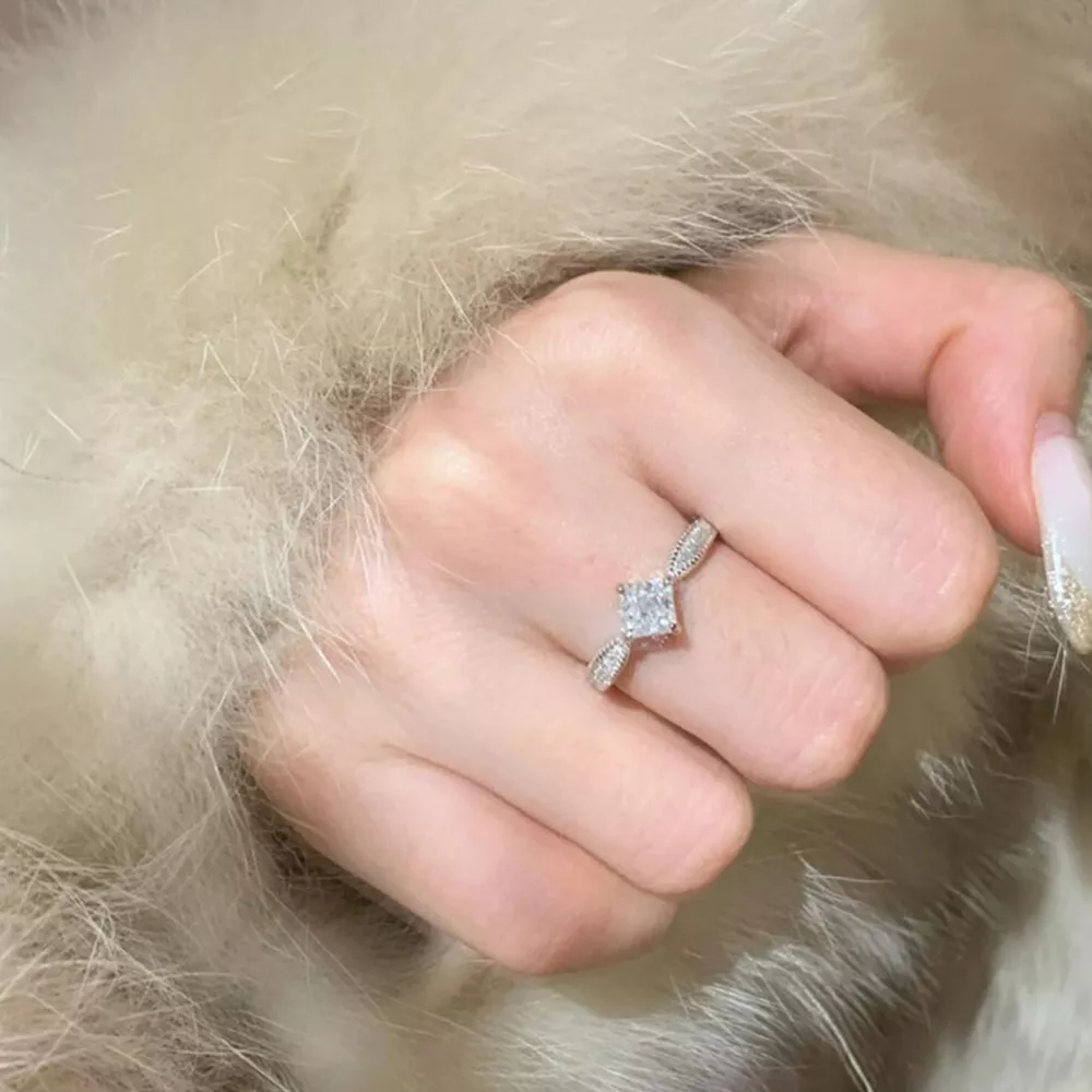 1 Carat 925 Sterling Silver Moissanite Geometric Ring, image 5