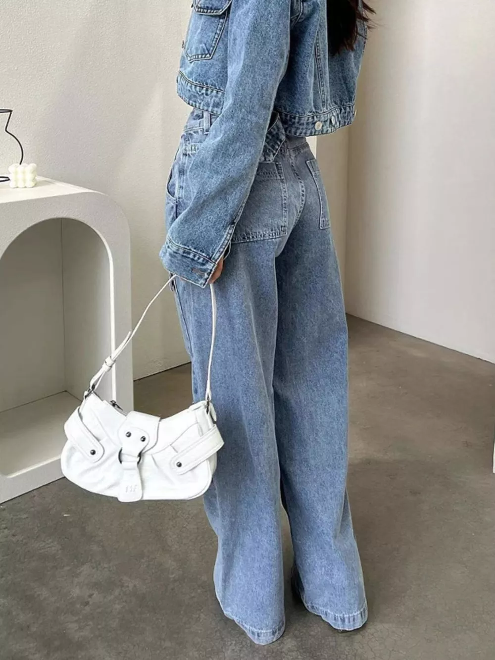 High-Waisted Wide-Leg Cargo Jeans, image 6