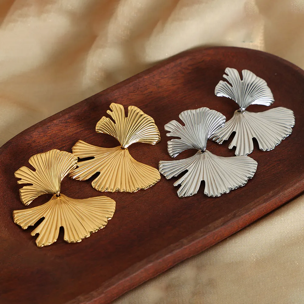 Ginkgo Biloba Design Stud Earrings, image 7