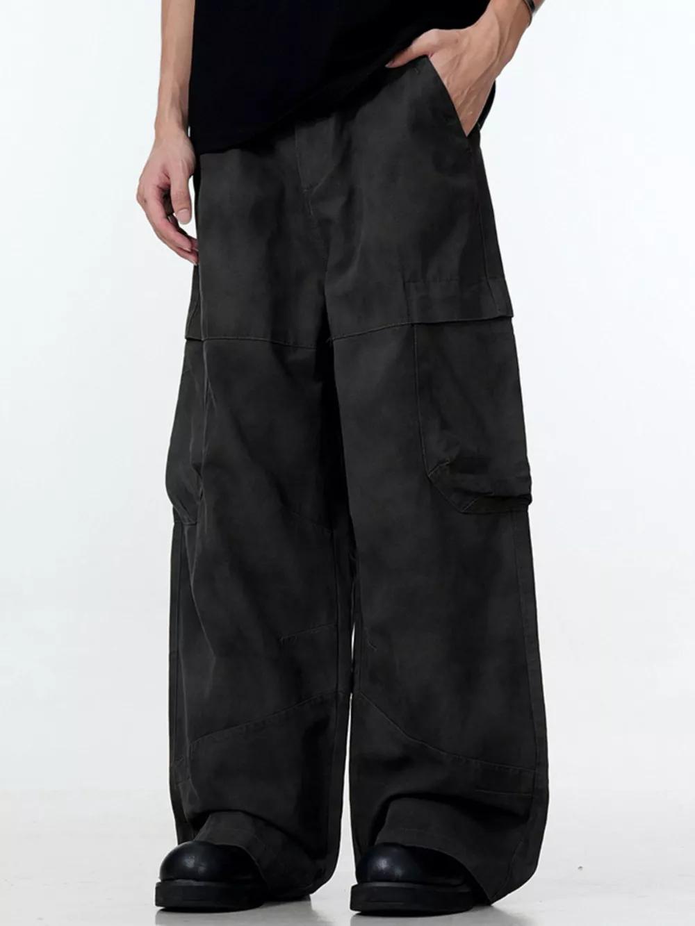 Men's Loose Fit Cargo Pants, image 2