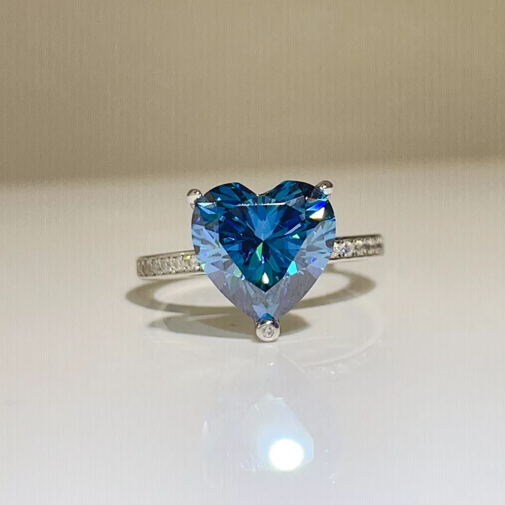 925 Sterling Silver Zircon Heart Ring