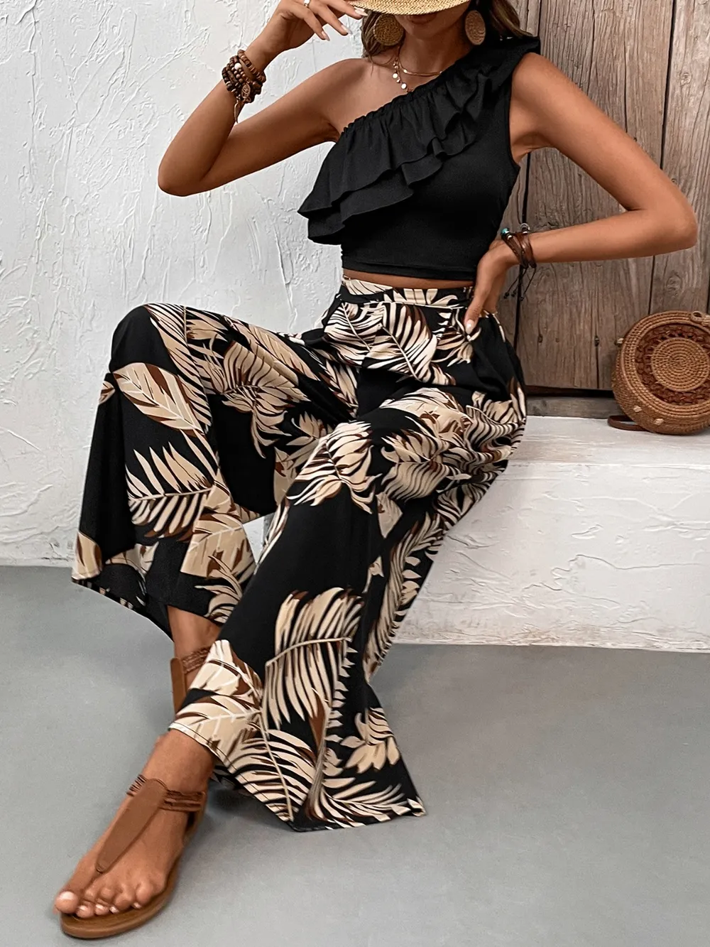 Ruffled Sleeveless Top and Printed Pants Set, image 2