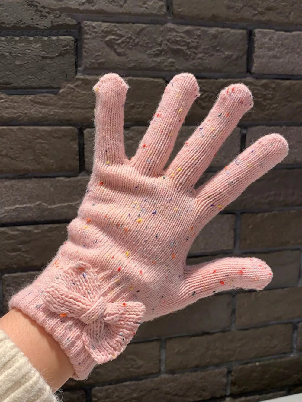 Knitted Bow Accent Gloves