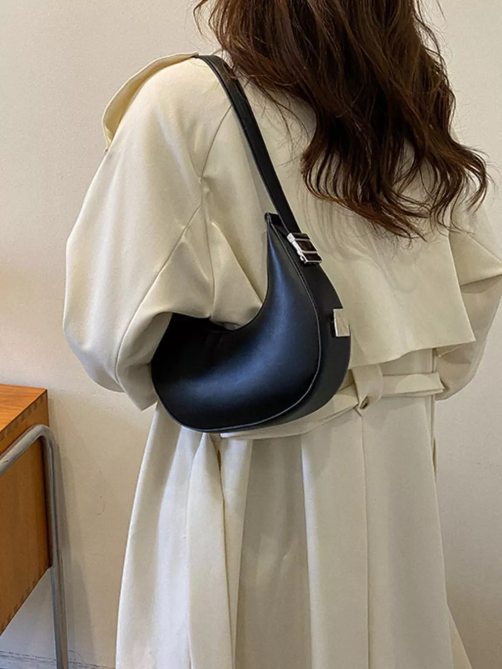 Minimalist Crescent Shoulder Bag, image 3