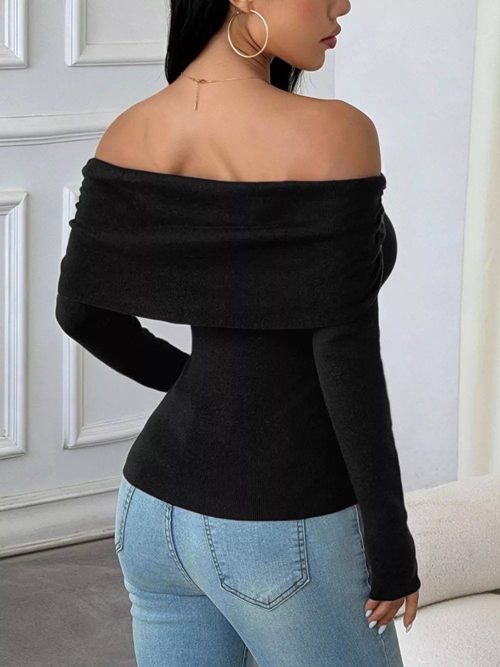 Elegant Off-Shoulder Slim-Fit Ribbed Knit Top, image 5