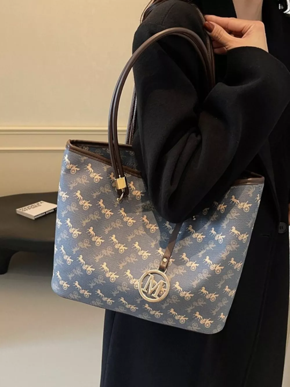 Printed Tote Shoulder Bag, image 4