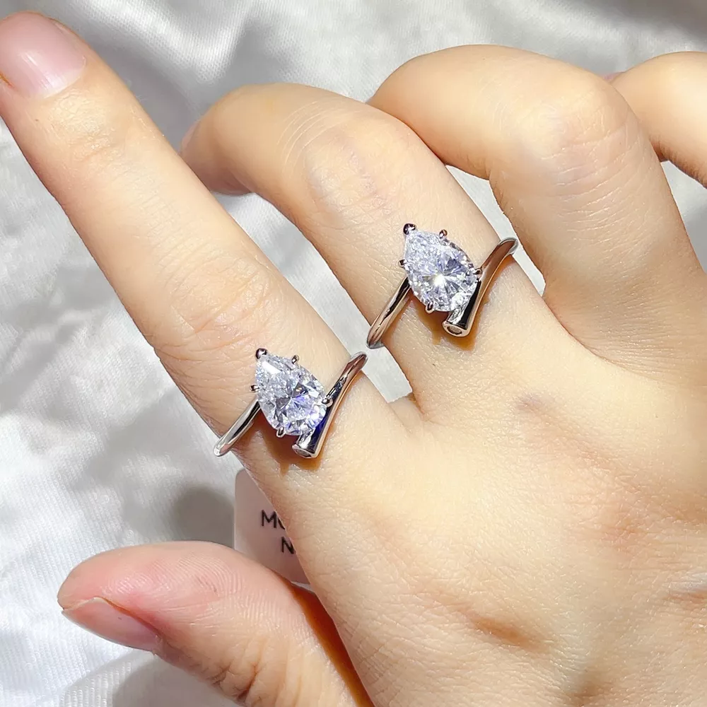 2 Carat 925 Sterling Silver Moissanite Ring, image 4