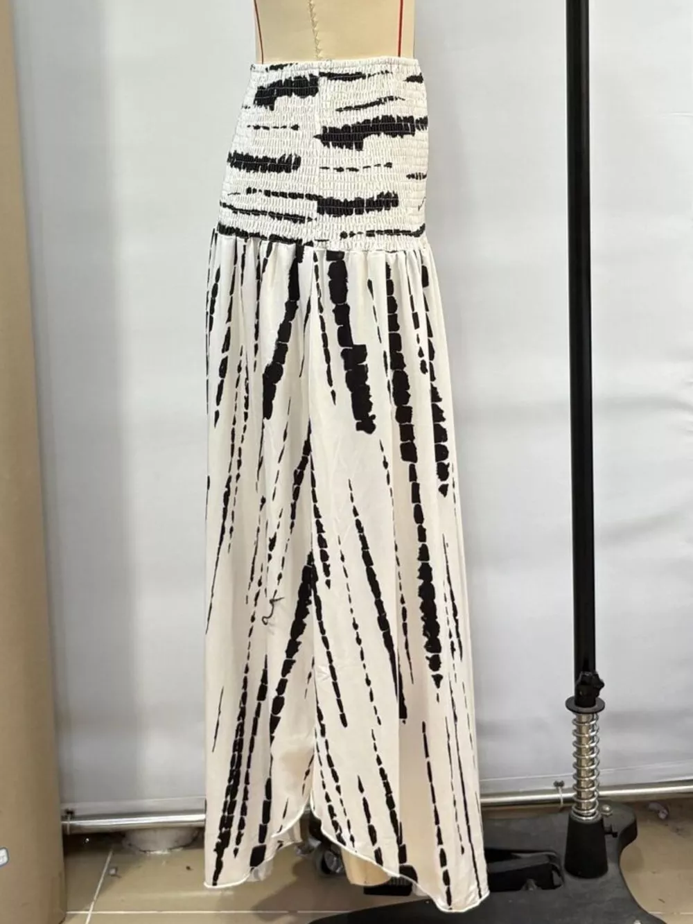 Smocked Asymmetrical Hem Skirt, image 2