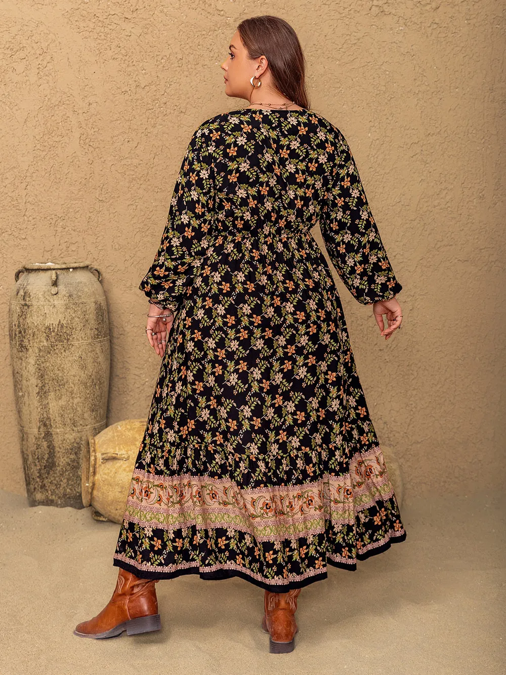 Plus Size Floral V-Neck Balloon Sleeve Dress, image 2