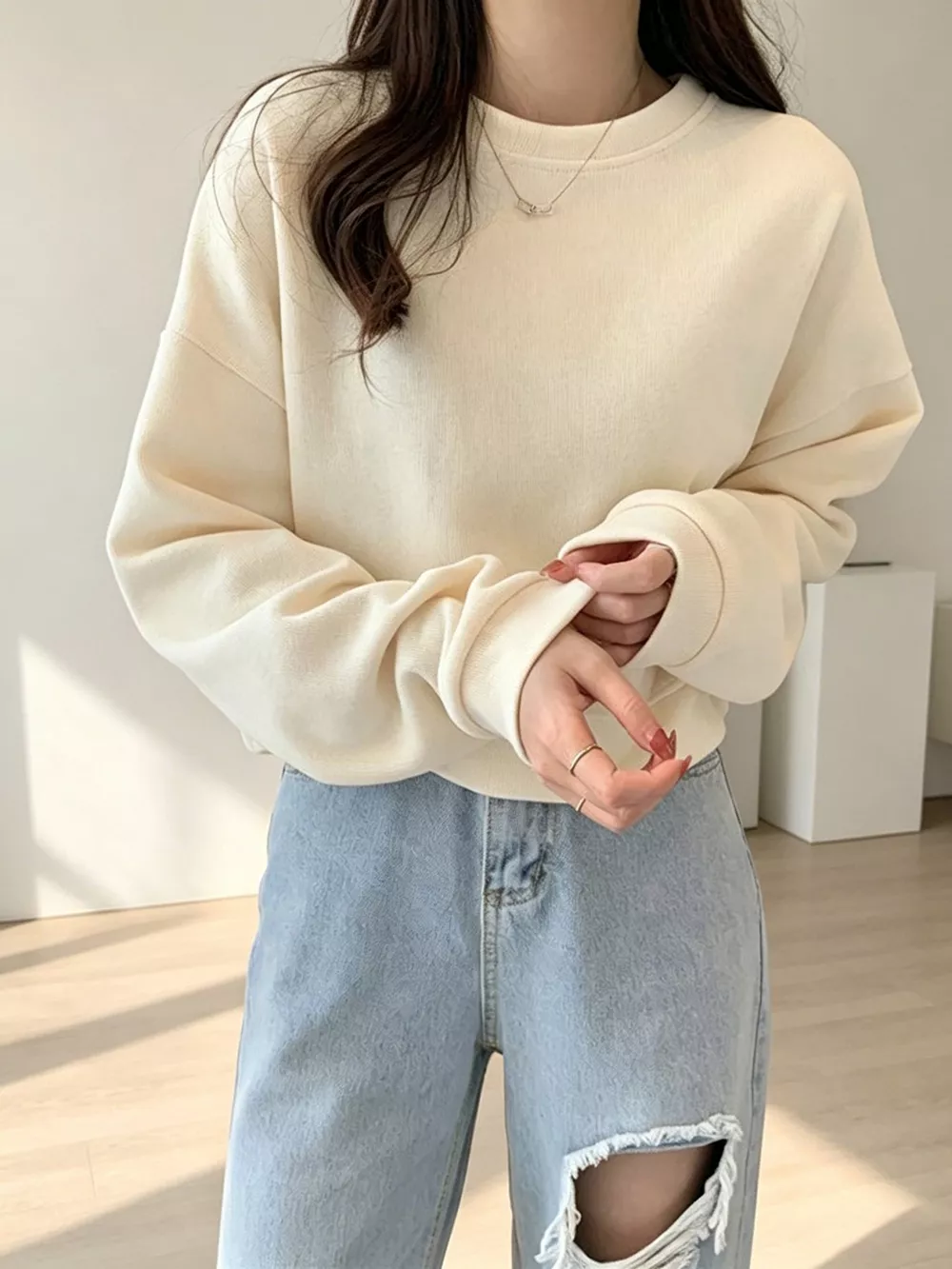 Crew Neck  Drop Shoulder Sweatshirt, image 3