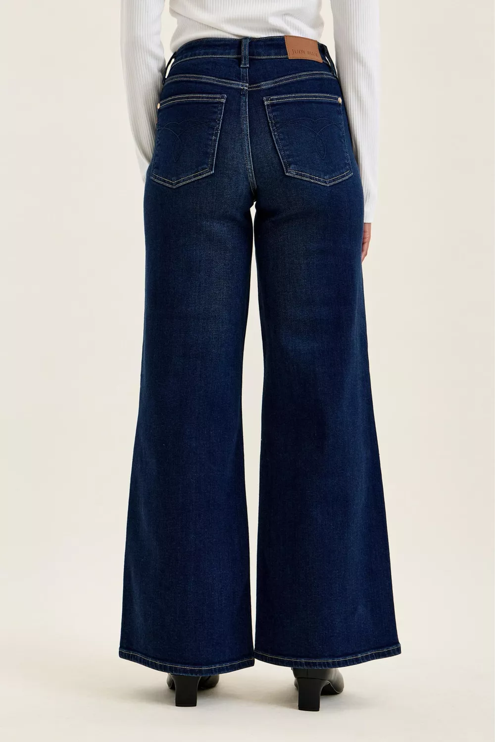 High-Waisted Wide-Leg Dark Wash Jeans, image 4