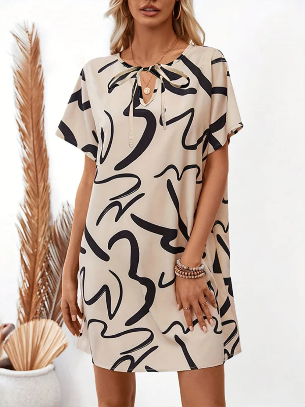 Printed Short Sleeve Mini Dress, image 2