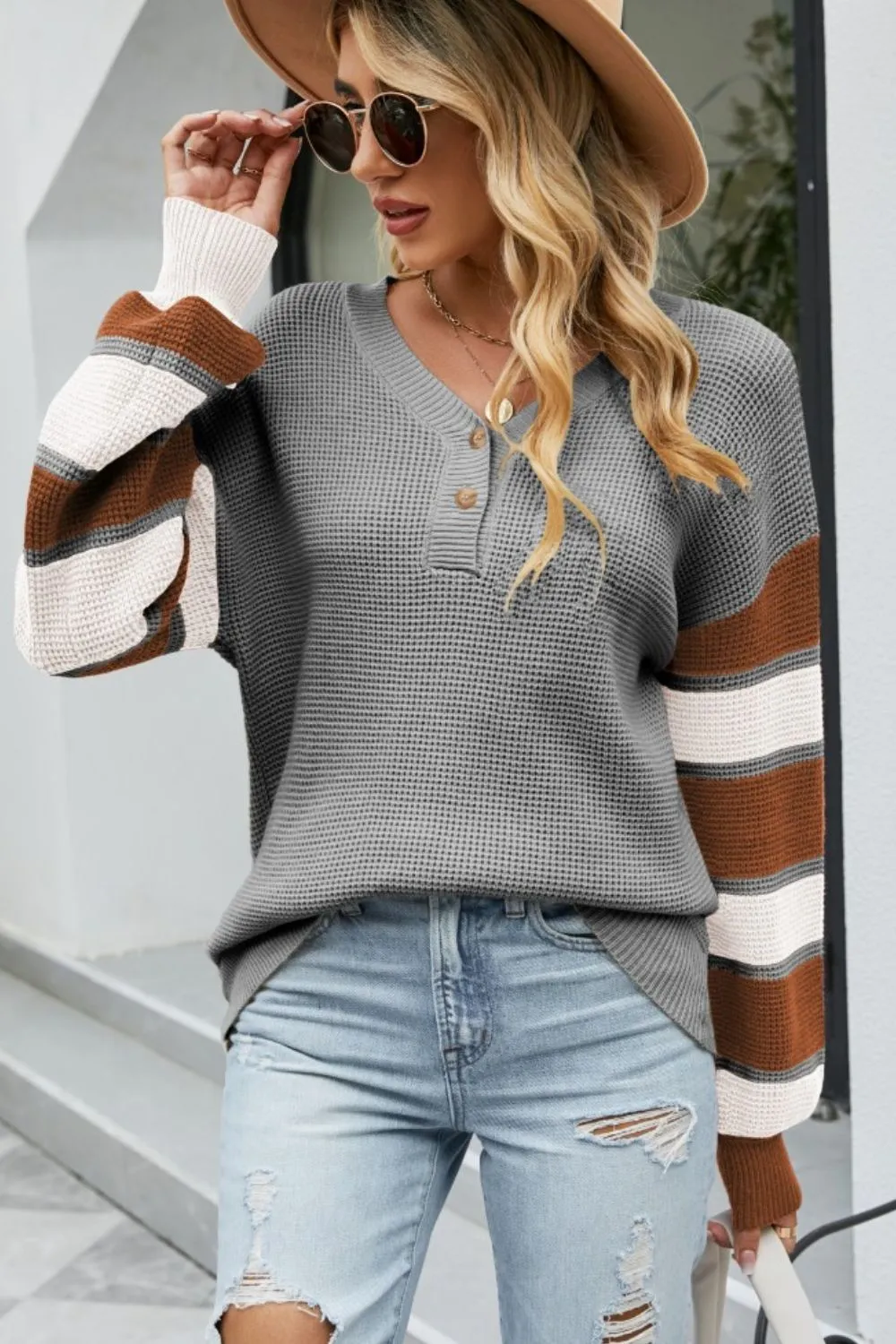 Color Block V-Neck Dropped Shoulder Sweater, image 4