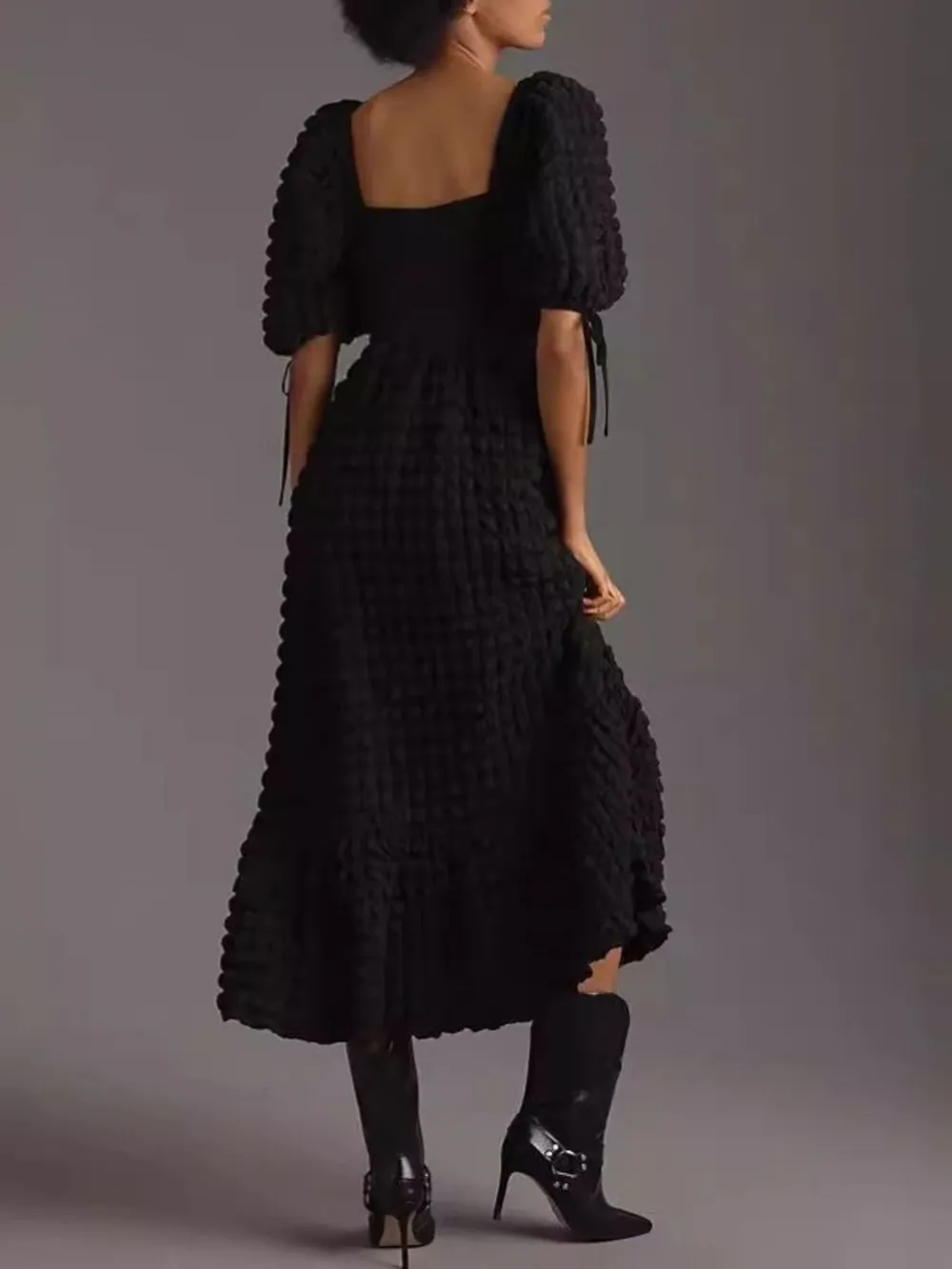 Textured Sweetheart Neck Short Sleeve Dress, image 3