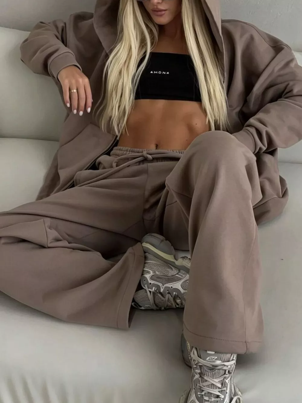 Casual Zip-Up Hoodie and Wide-Leg Sweatpants Set, image 20