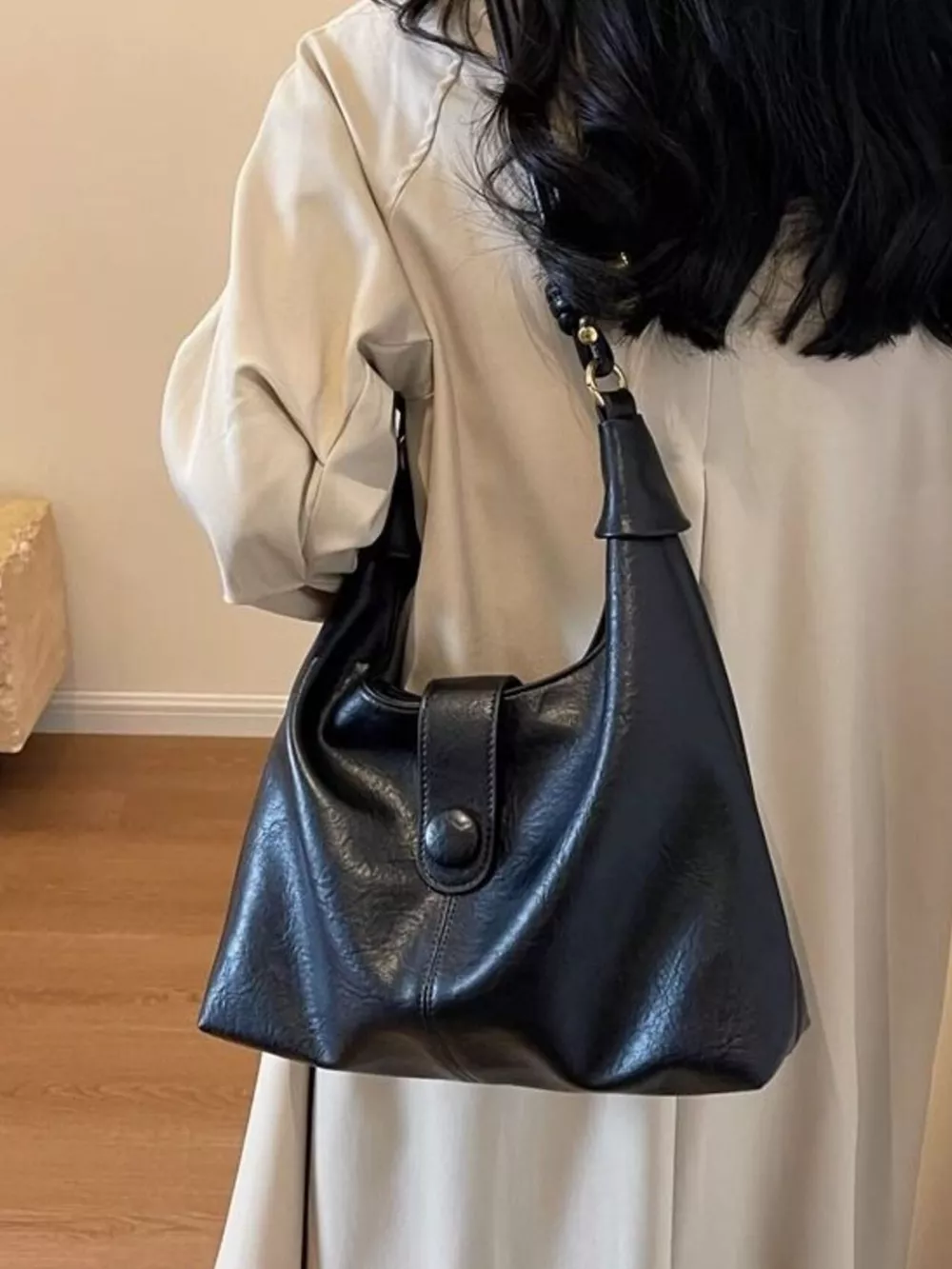 Vintage Buckle Closure Shoulder Bag, image 7