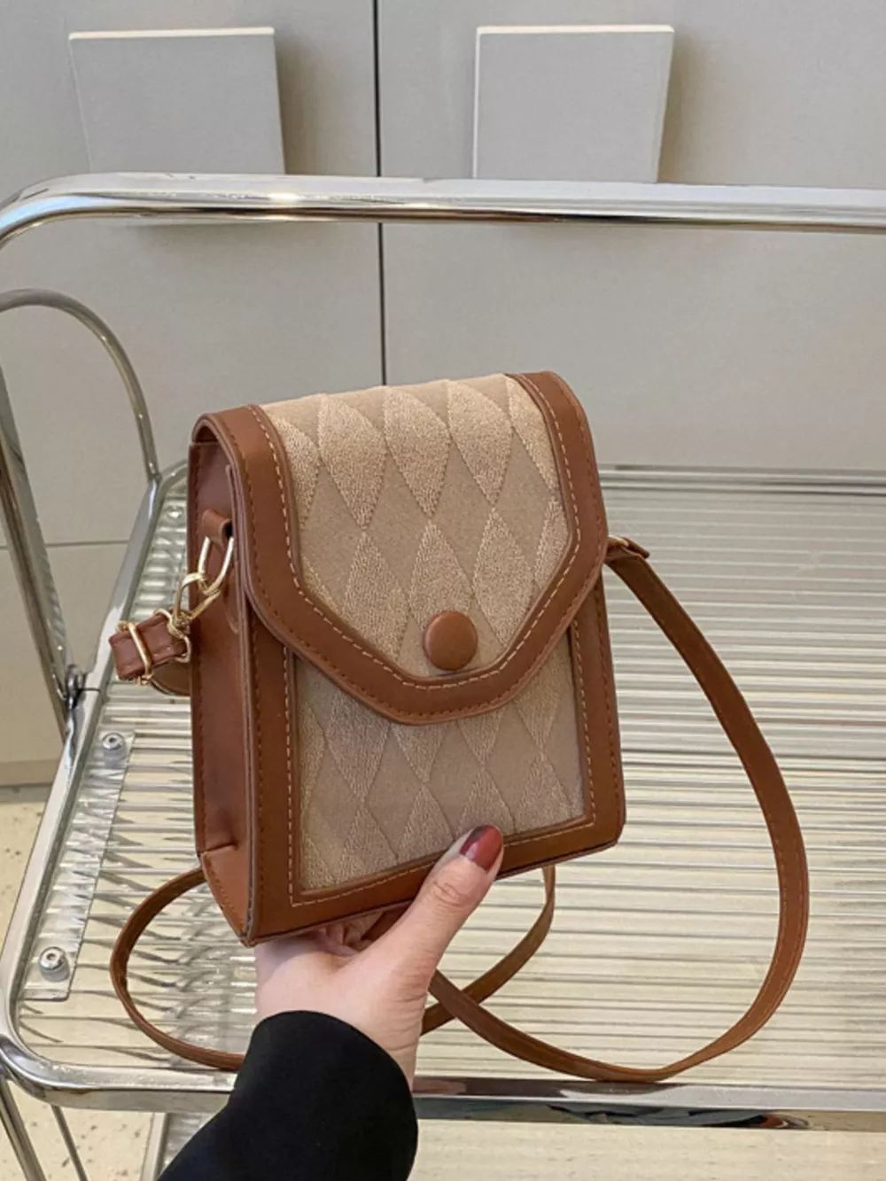Adjustable Strap Flap Crossbody Bag, image 2