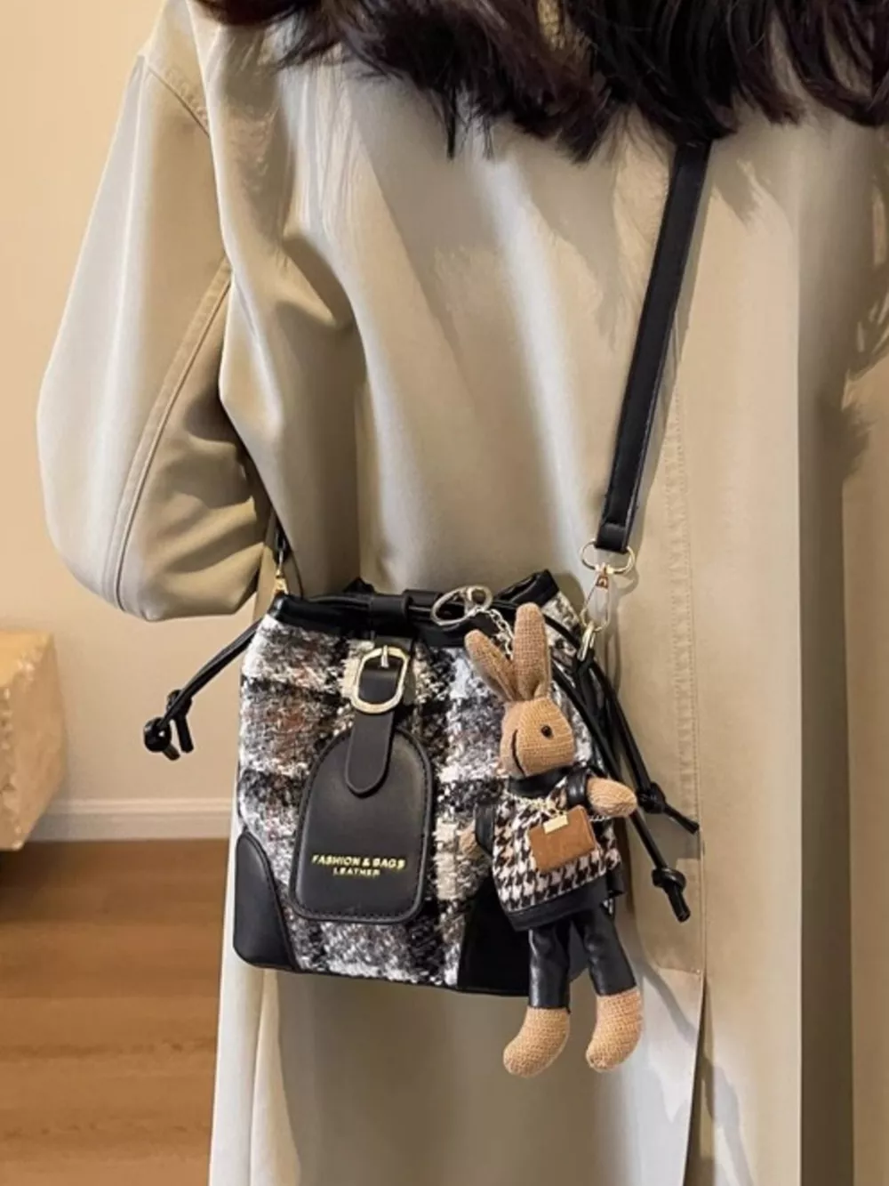 Plaid Bucket Crossbody Bag, image 6