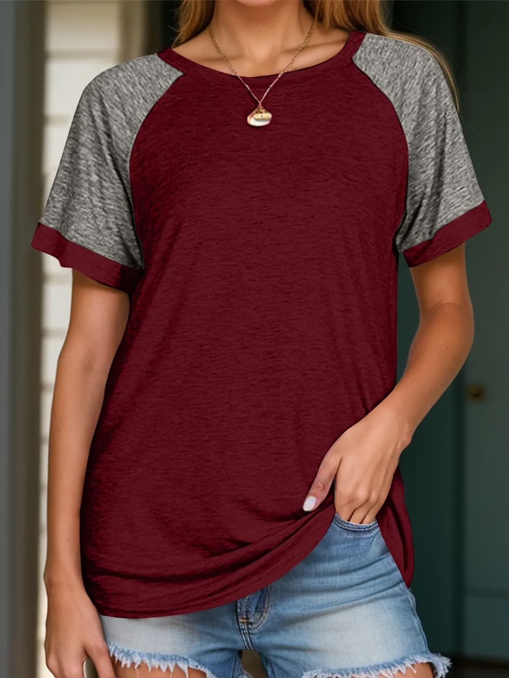 Full Size Contrast Round Neck Short Sleeve T-Shirt, image 10