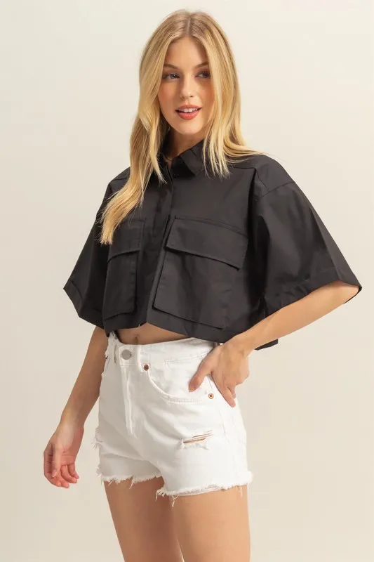 Front Pockets Poplin Collared Neck Crop Shirt, image 2