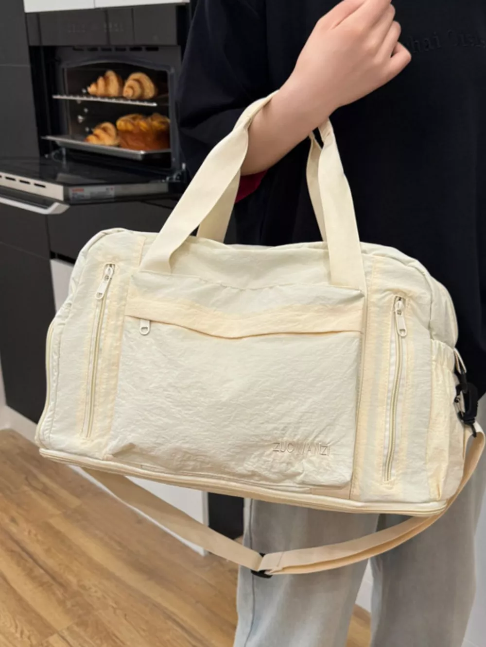 Lightweight Travel Bag with Shoulder Strap, image 2