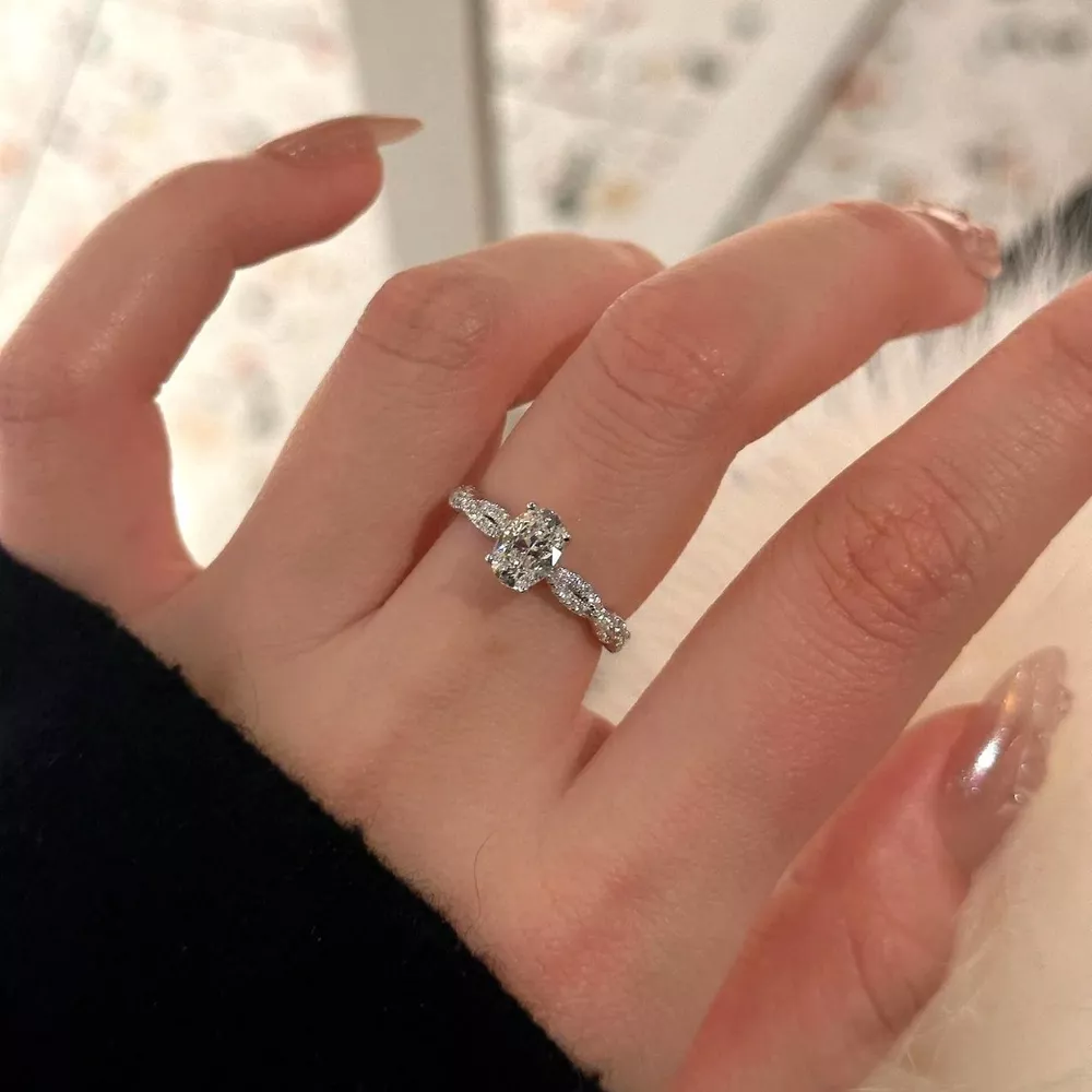 1 Carat Moissanite 925 Sterling Silver Oval Ring, image 3