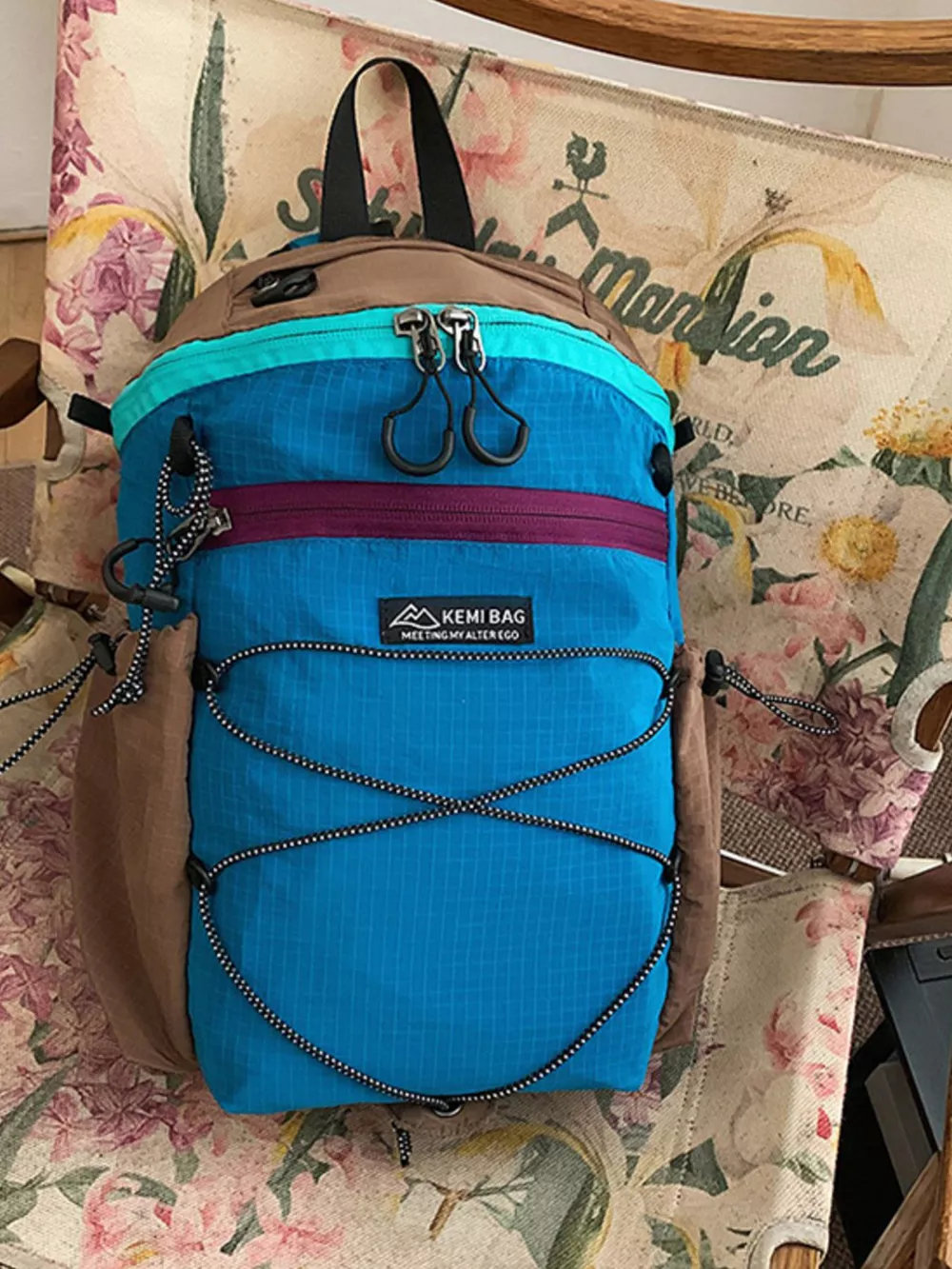 Lightweight Contrast Backpack Bag, image 3