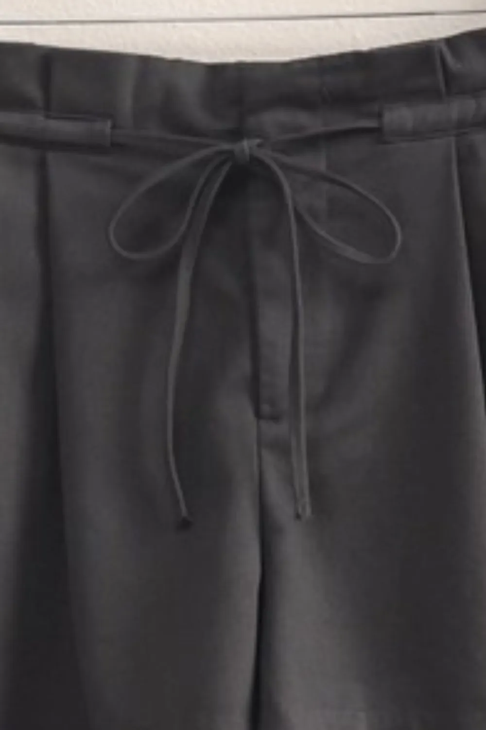 High-Waisted Washed Twill Paperbag Shorts, image 2