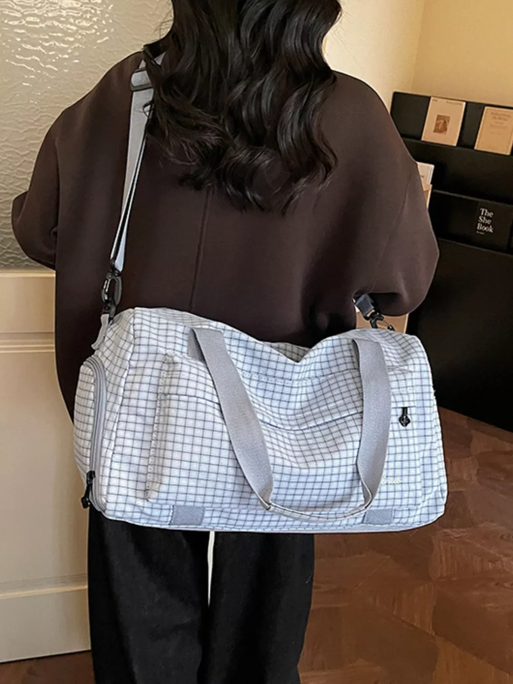 Lightweight Plaid Travel Bag, image 5