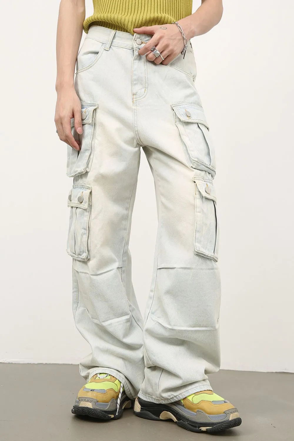 Men's Mid Rise Jeans with Cargo Pockets, image 4