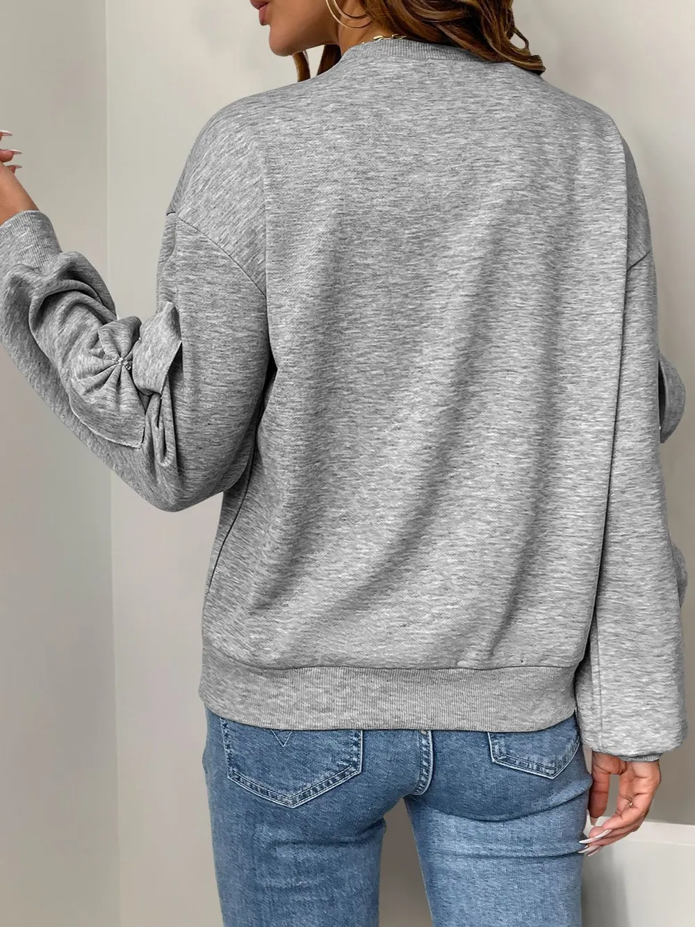 Bow Round Neck Long Sleeve Sweatshirt, image 3