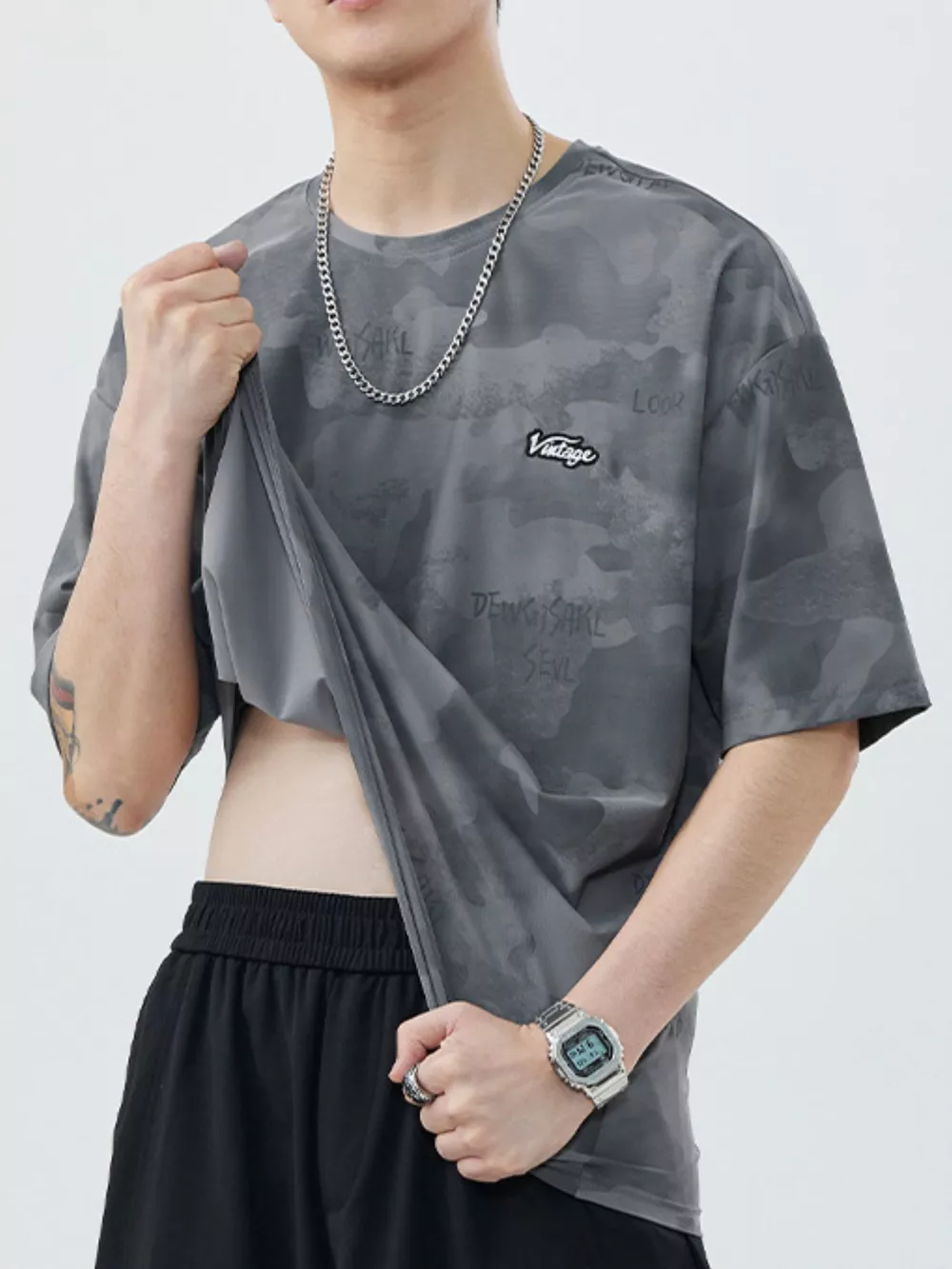 Men's Plus Size Round Neck Relaxed Fit T-Shirt, image 2