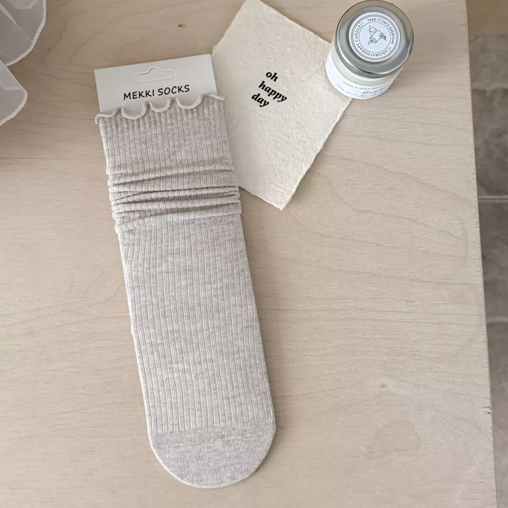 Ribbed Lettuce-Edge Casual Socks, image 2
