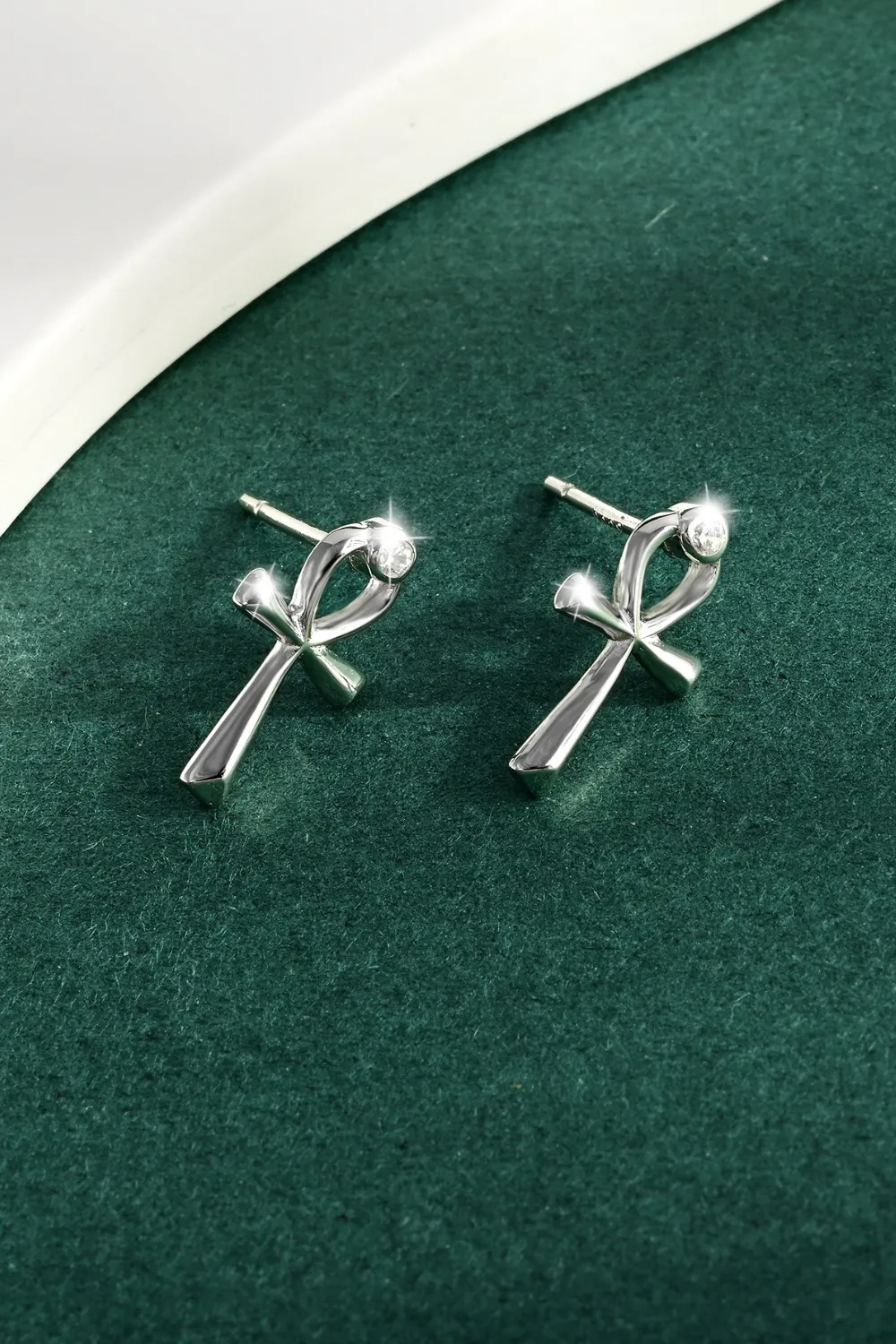 925 Sterling Silver Inland Zircon Earrings