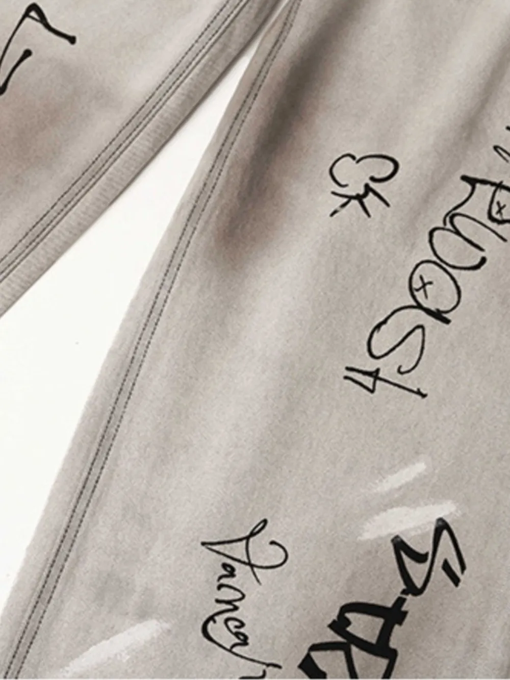 Men's Graffiti Art Loose Fit Jeans, image 7