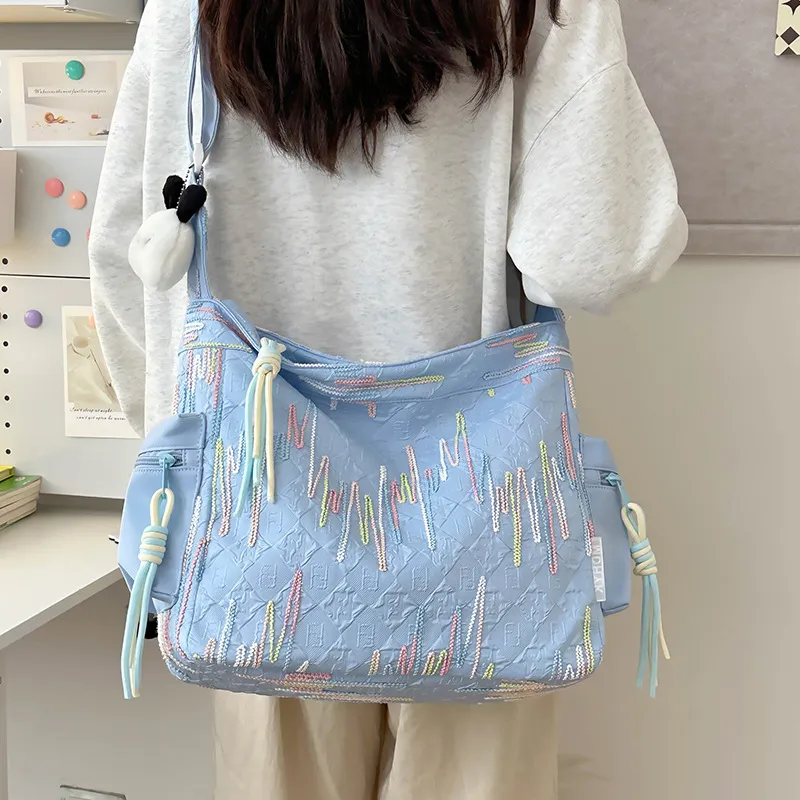 Contrast Texture Shoulder Bag, image 3