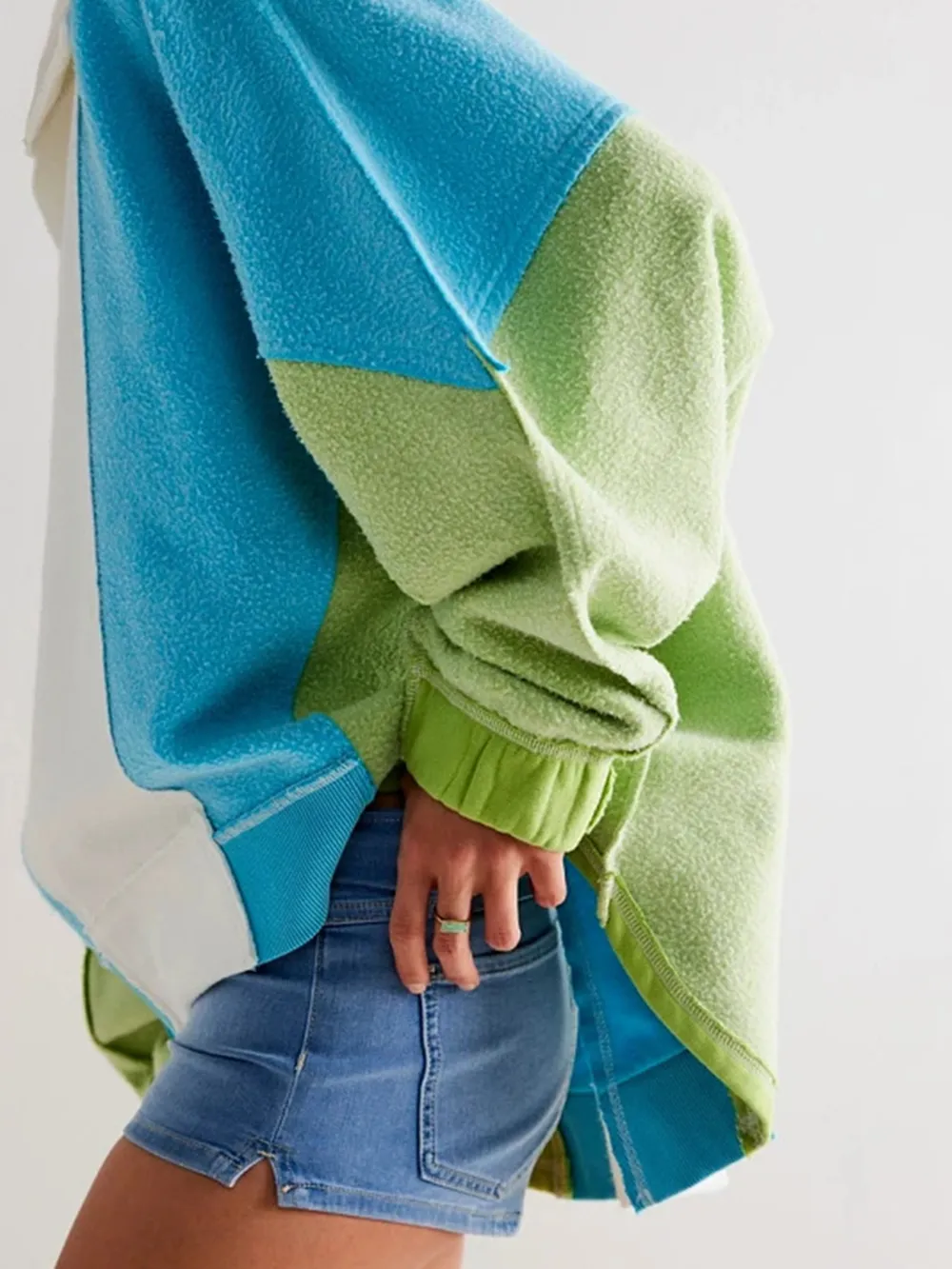 High-Low Exposed Seam Contrast Long Sleeve Sweatshirt, image 3