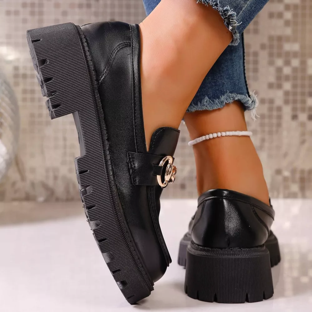 Chain Decor Round Toe Loafers, image 4