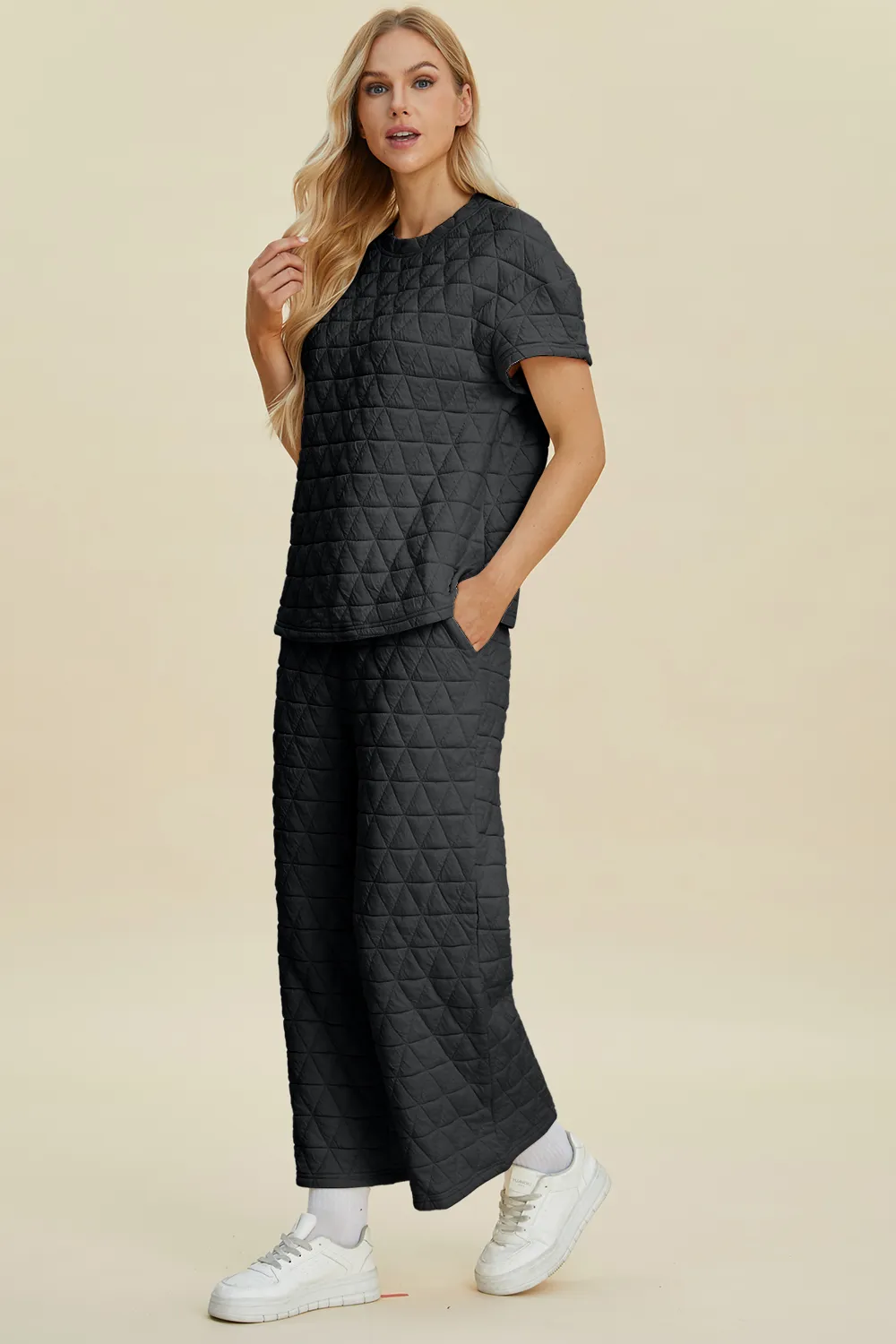 Full Size Texture Round Neck Short Sleeve Top and Pants Set, image 2