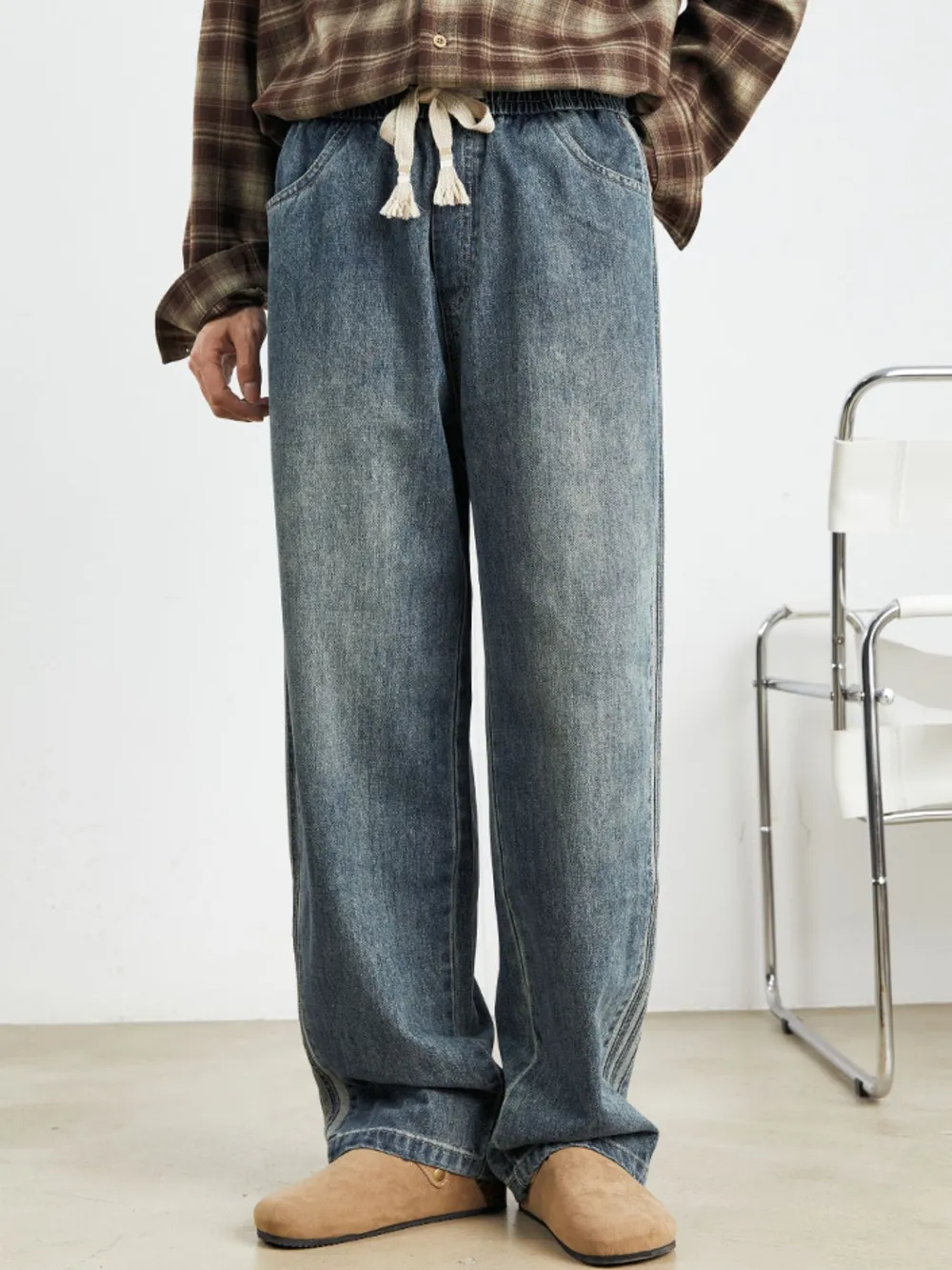 Men's Relaxed Fit Drawstring Wash Jeans