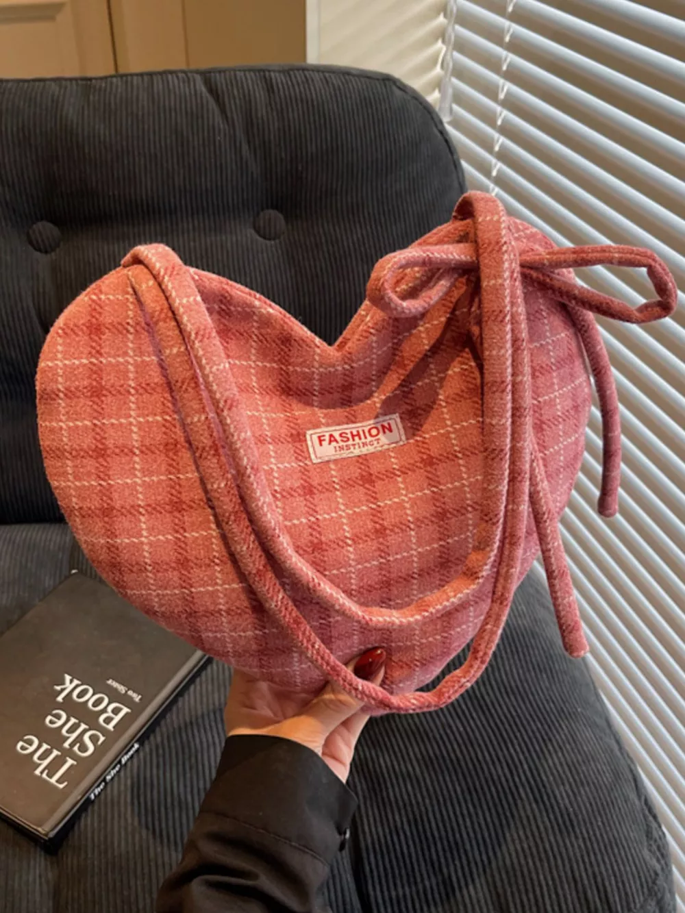Heart-Shaped Plaid Shoulder Bag, image 5