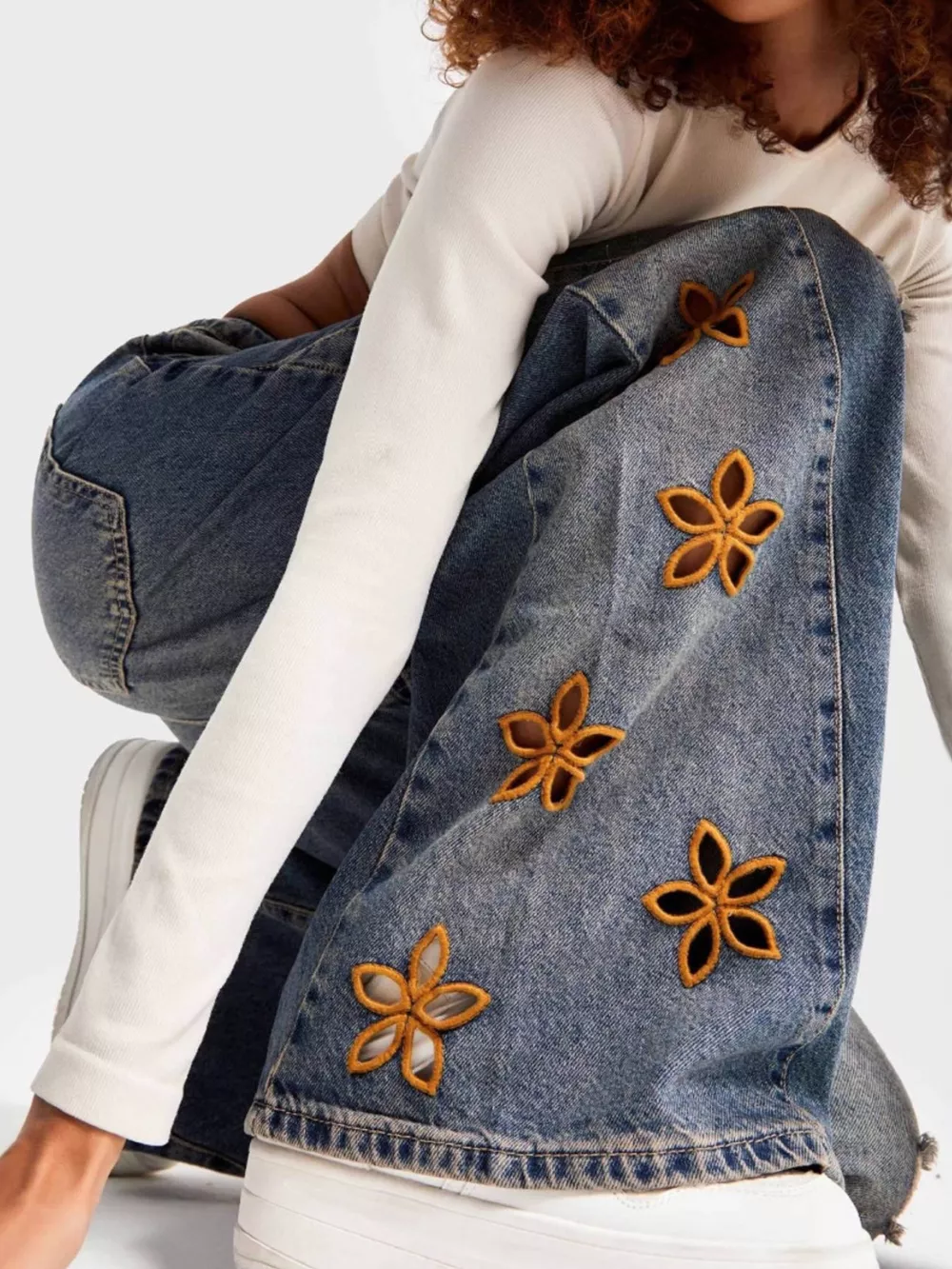Floral Embroidered Wide Leg Jeans, image 5
