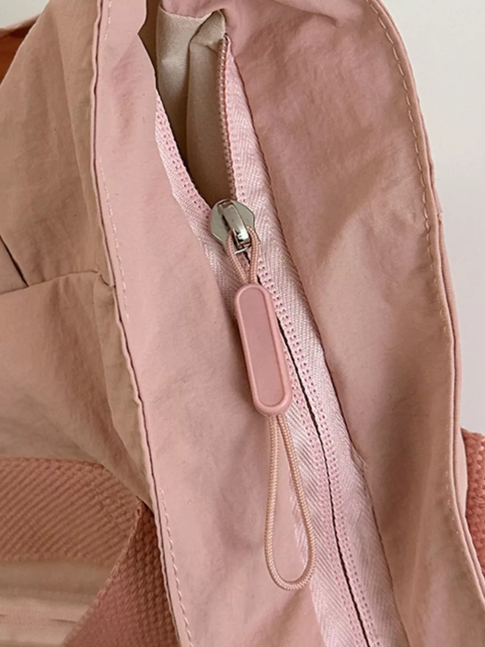 Lightweight Travel Duffel Bag, image 10
