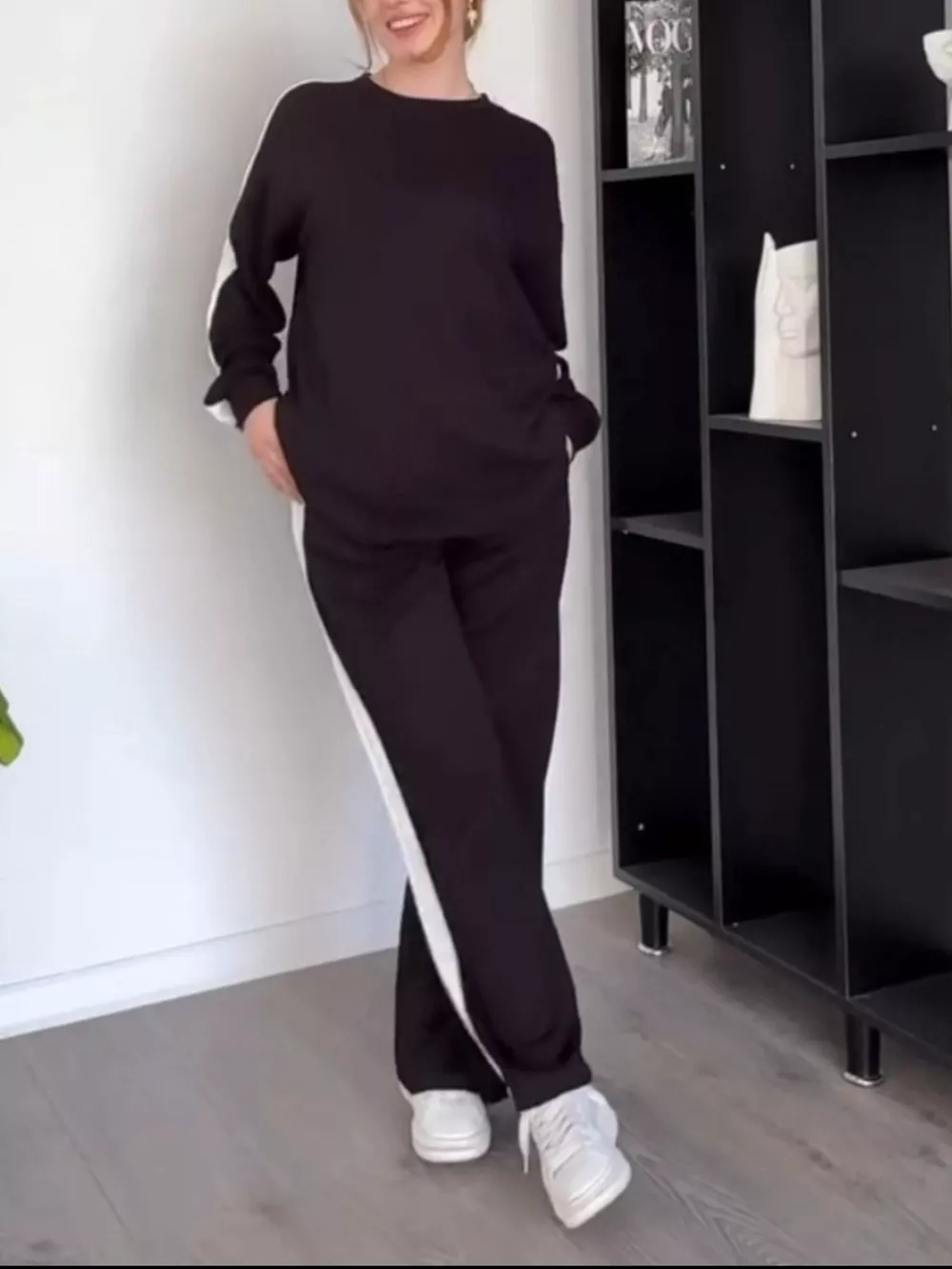 Full Size Contrast Round Neck Top and Pants Set Plus Size, image 3