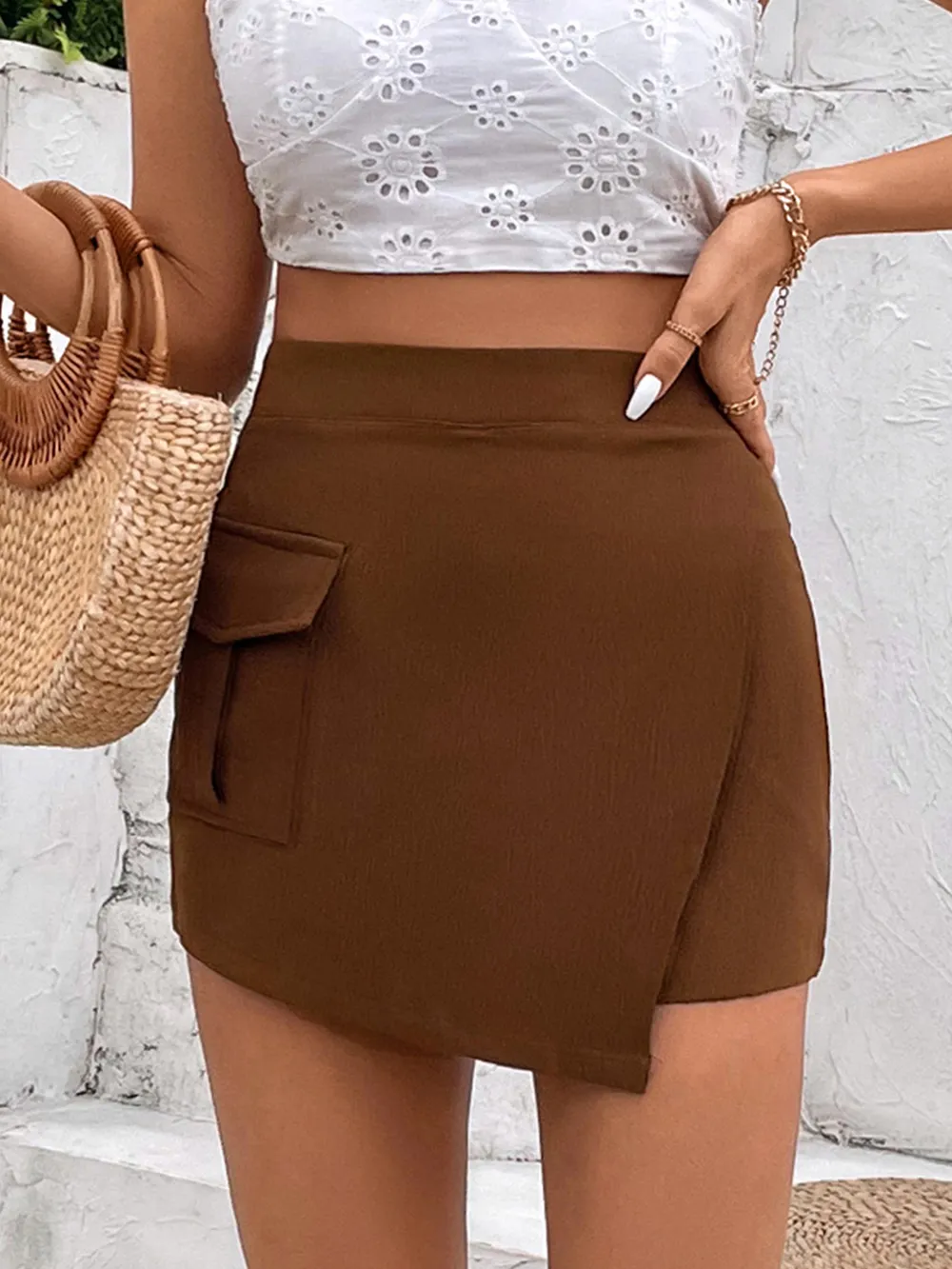 Pocketed High Waist Shorts, image 2