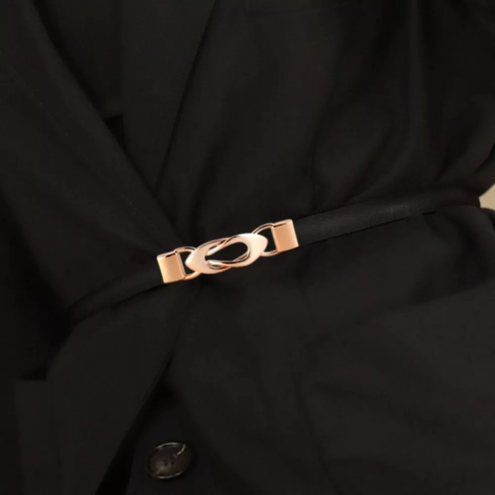 Skinny Leather Belt with Interlocking Buckle, image 4
